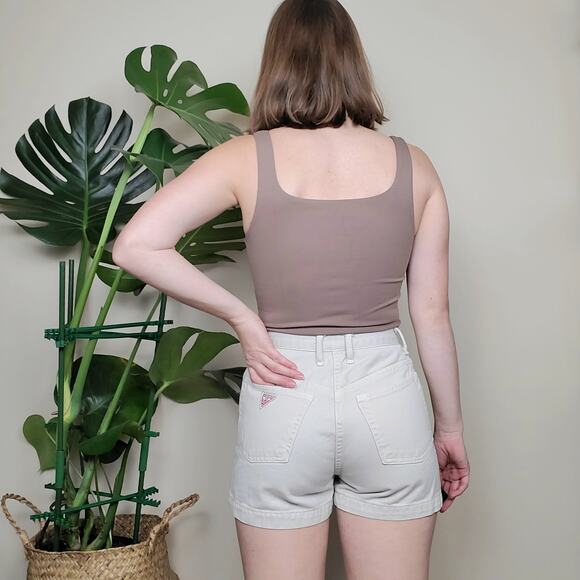 Vintage 80s 90s Guess Cream Beige High Rise Mom Jean Shorts Womens 24" - Picture 2 of 8